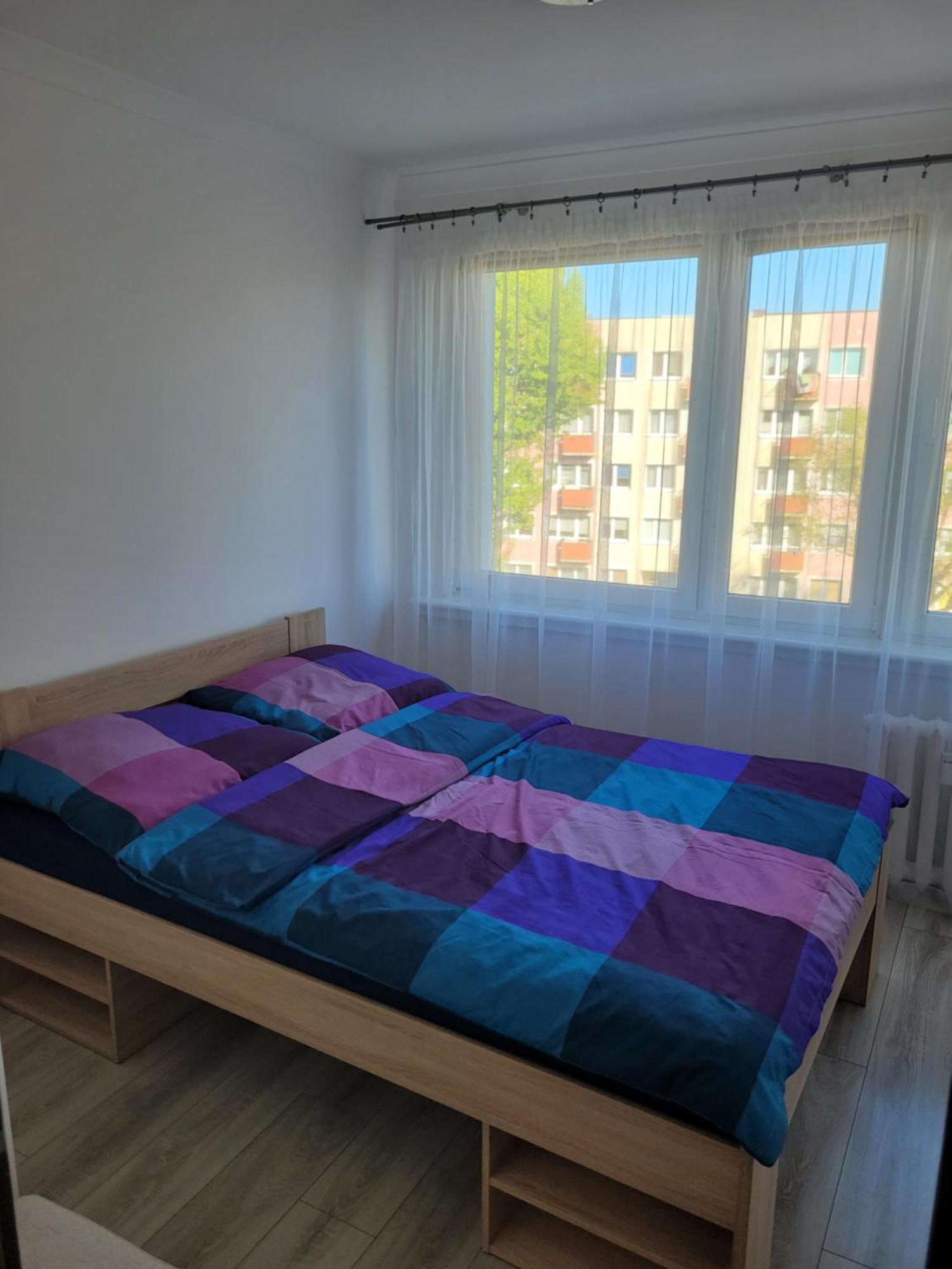 Koszalinska 6 *